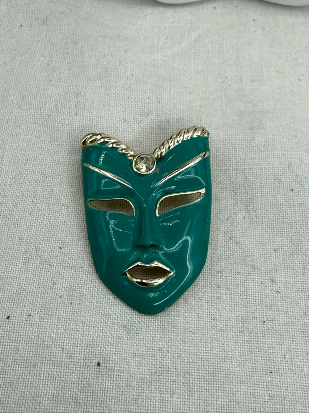 Vintage Teal Enamel Masquerade Maude Gras Mask Brooch with Gold Accents - Picture 2 of 3
